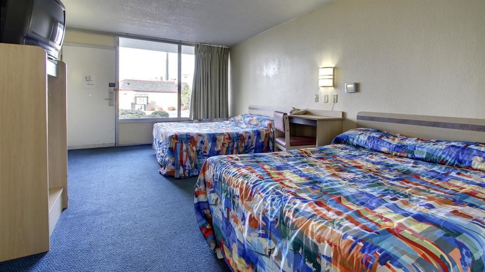 Econo Lodge Paducah West I-24 Εξωτερικό φωτογραφία